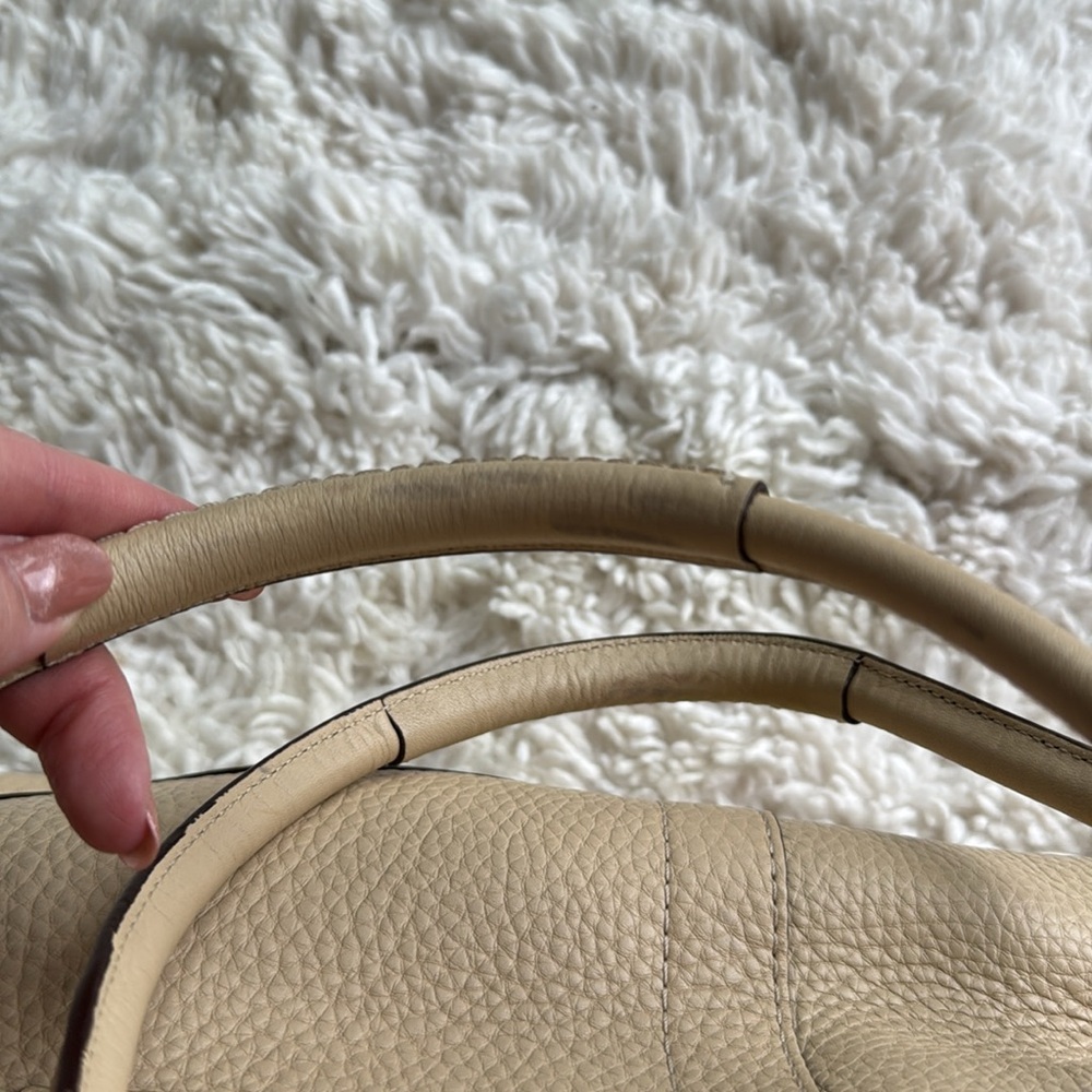 🆕‎ Coach Hamptons Satchel - Picture 7 of 10